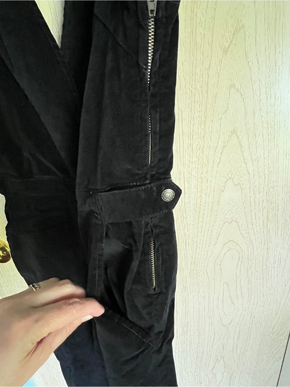Free People Until Sunrise Black Velvet Flare Leg Jumpsuit Sz 2 - Picture 7 of 16